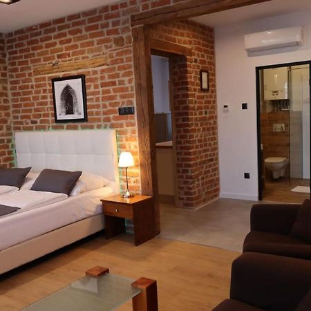 Apartament Przy Rynku Хелмно Екстер'єр фото