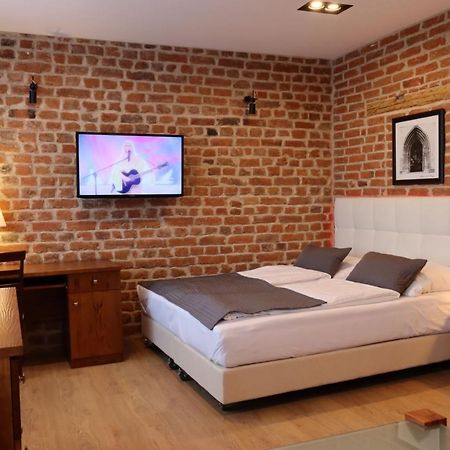 Apartament Przy Rynku Хелмно Екстер'єр фото